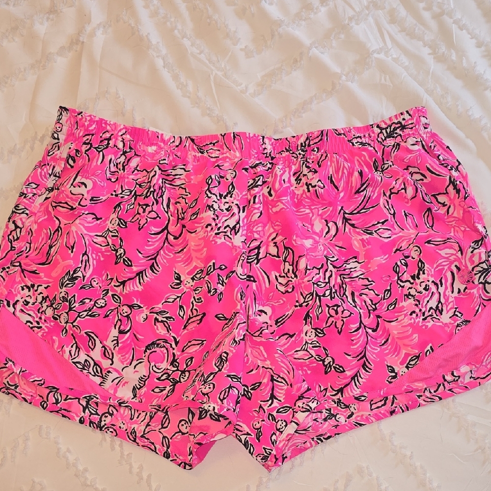 NWOT Lilly Pulitzer Bright Pink Patterned Athletic Shorts
